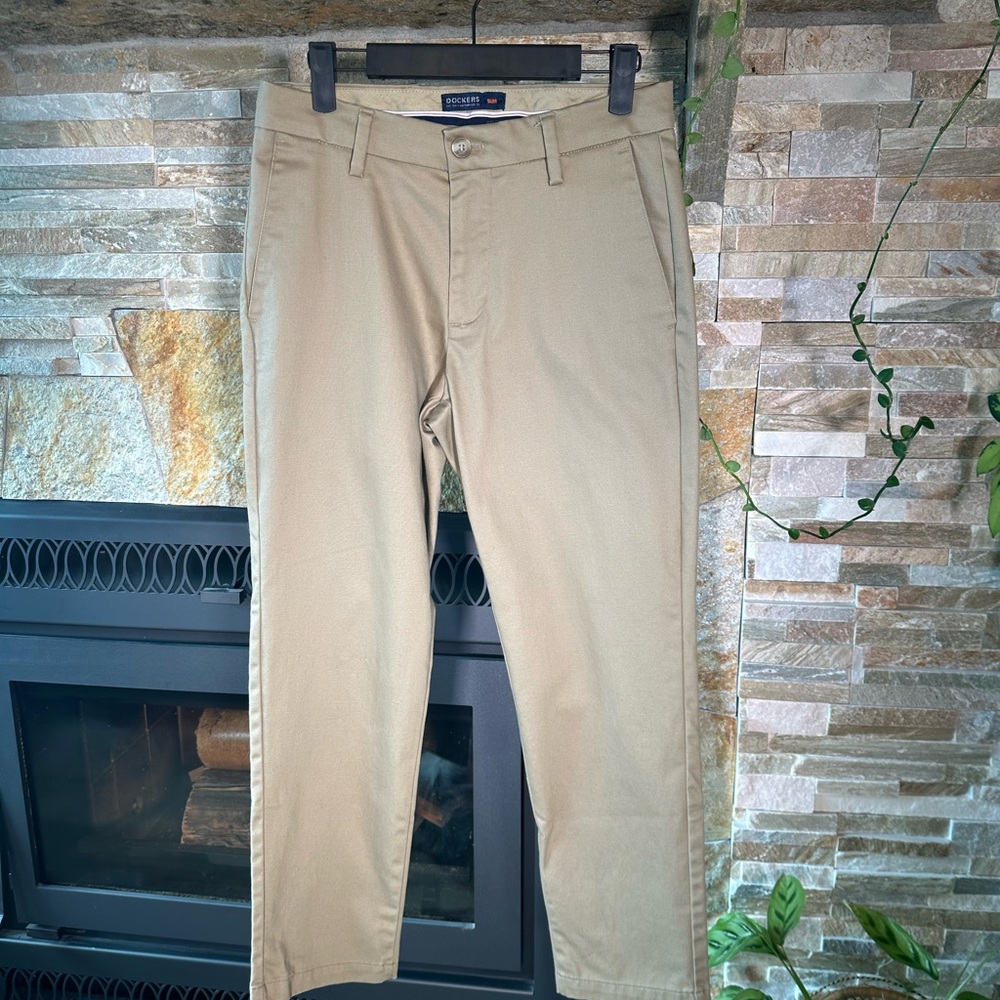 Men’s Dockers Slim Flex Comfort Waist & Length 28 - Signature Khaki
